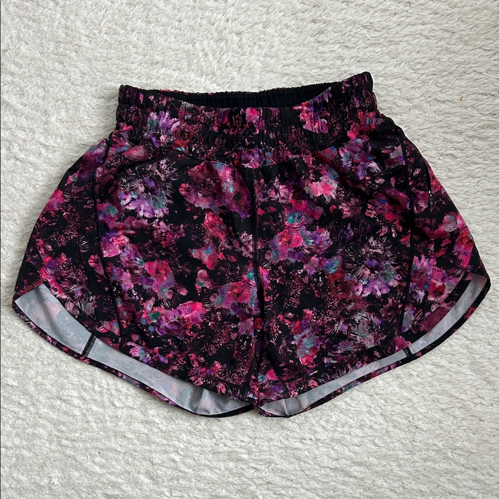 Lululemon Track That 5” Shorts, sz 6
